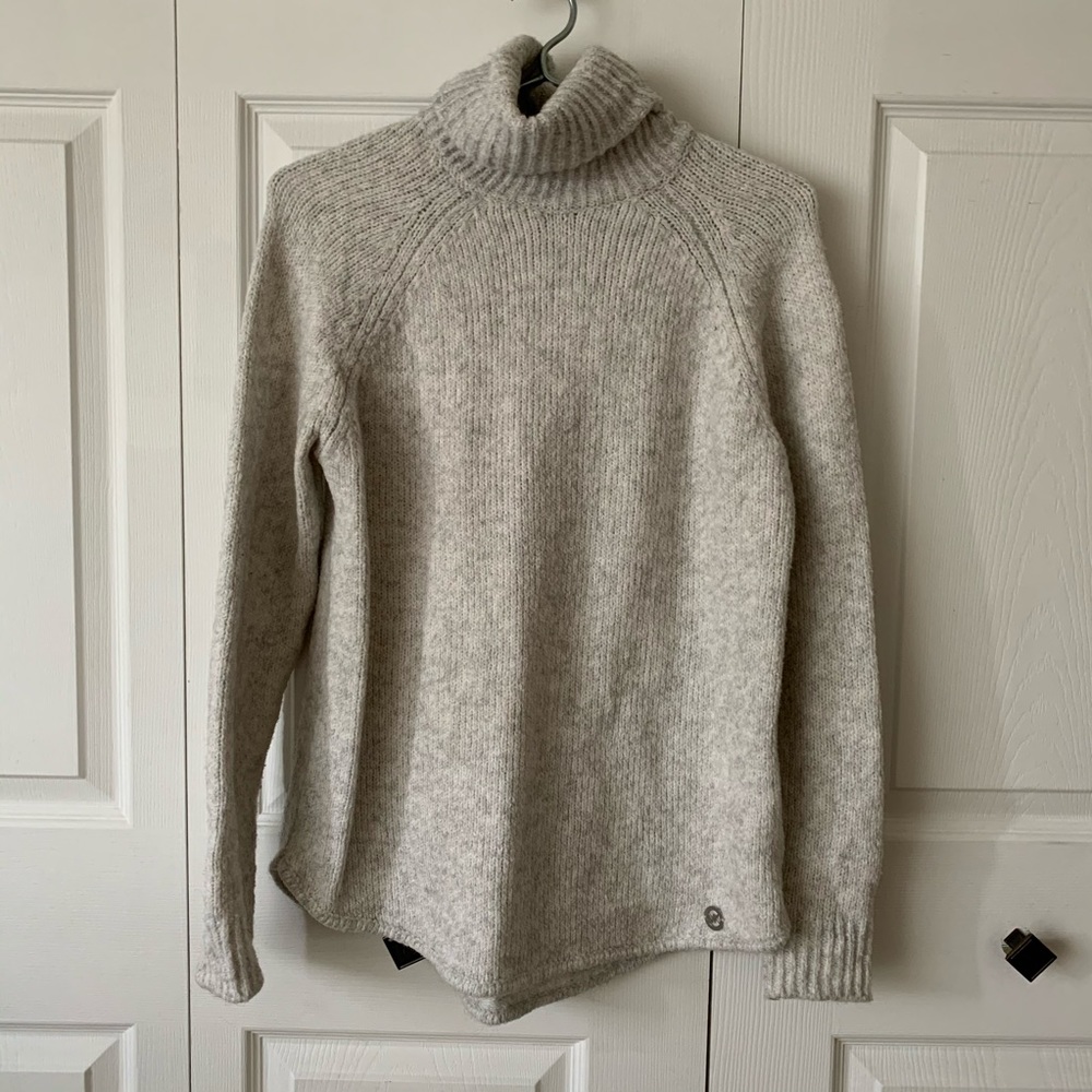Michael Kors turtleneck NWOT